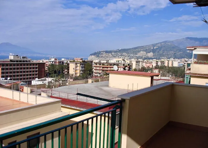 Attico Panoramico In Centro דירה סורנטו