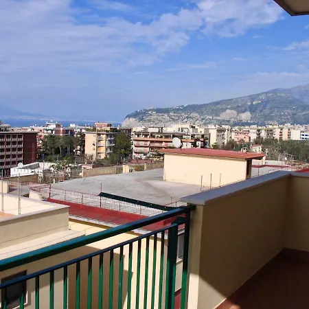 Attico Panoramico In Centro Apartmán Sorrento